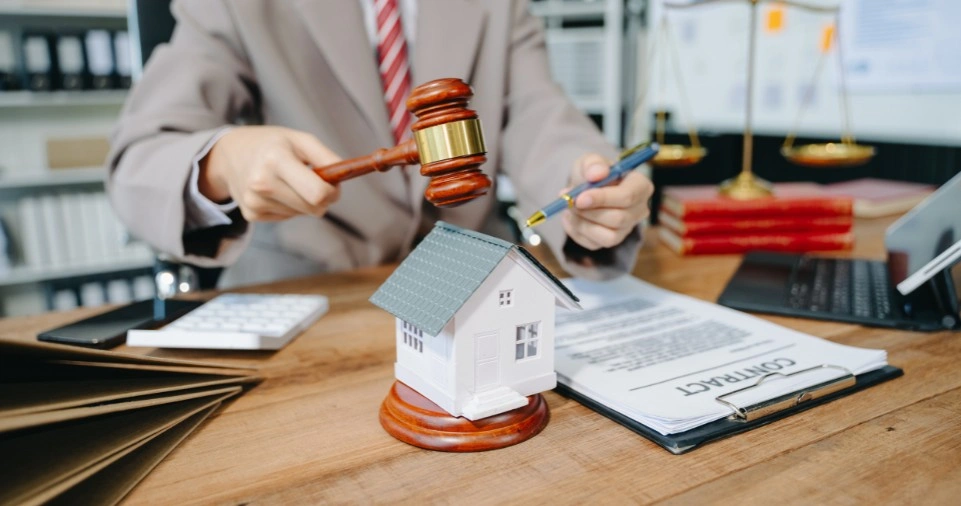 Hiring Bankruptcy Lawyers