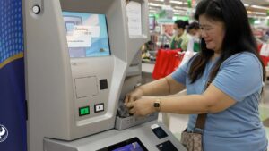 Finding the Nearest Coin Exchange Machine